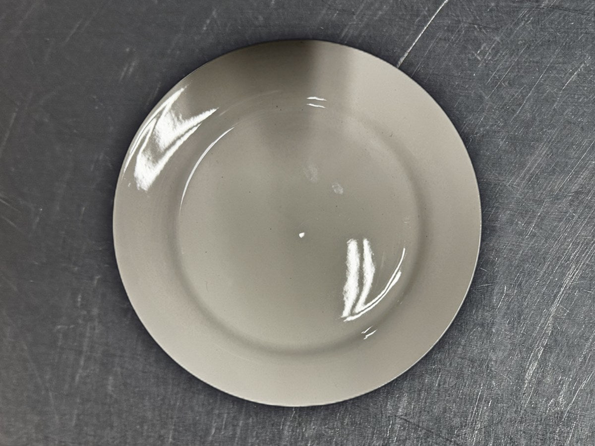 Studio Ceramic White Dish 1: 67 ppm lead by XRF