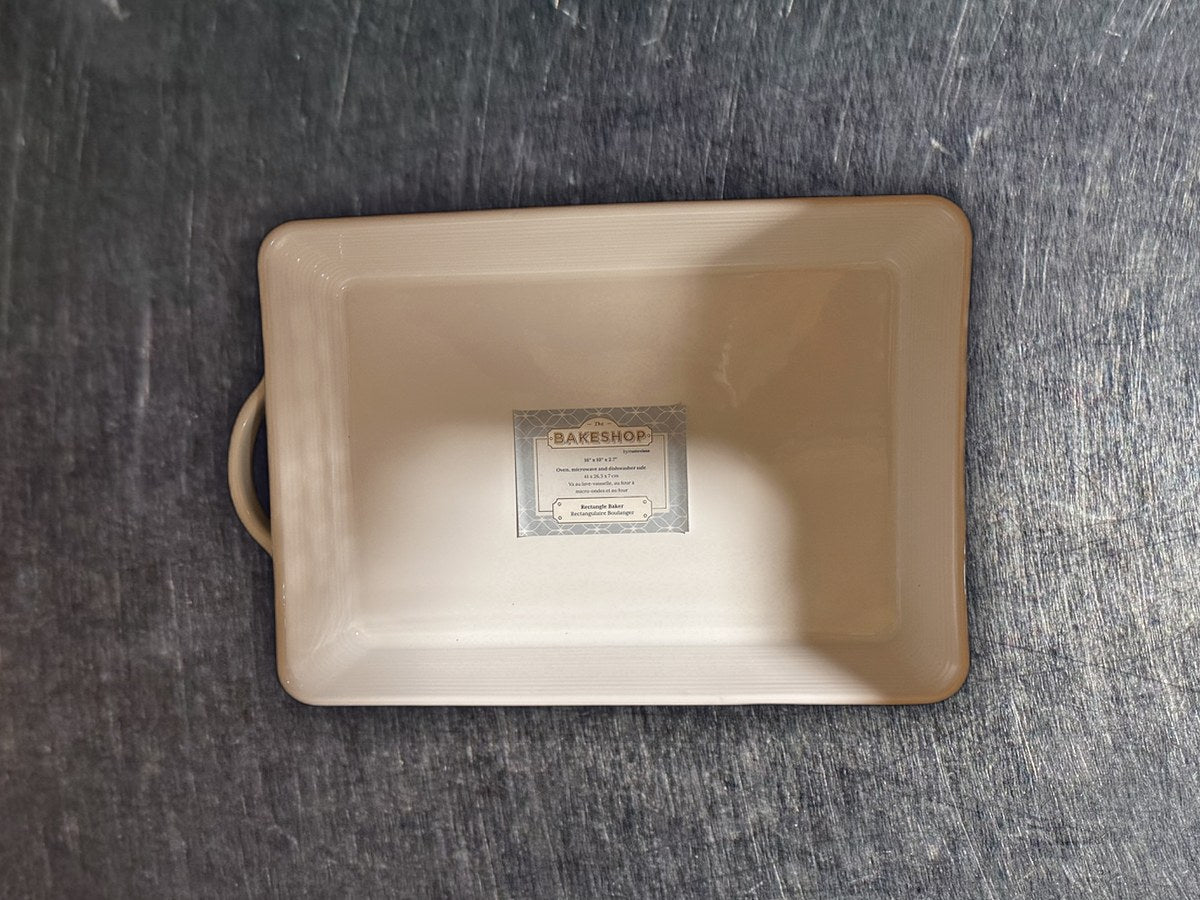 The bake shop by master class rectangle dish