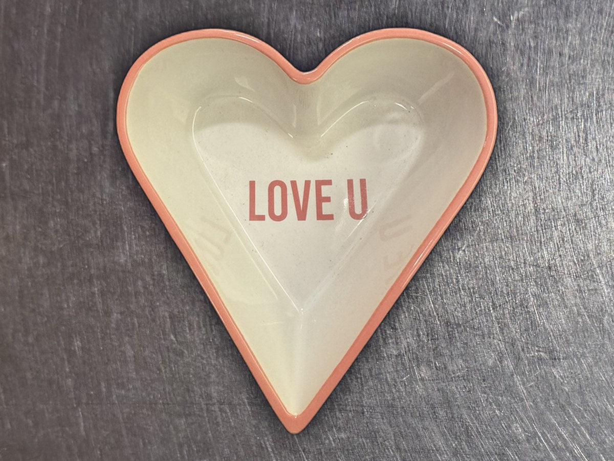 The Cellar Heart Love U White Bowl: 296 ppm lead by XRF
