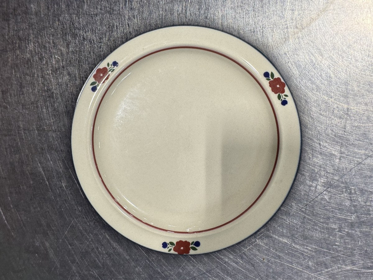The Cellar Red Floral Design Dish: no lead detected by XRF