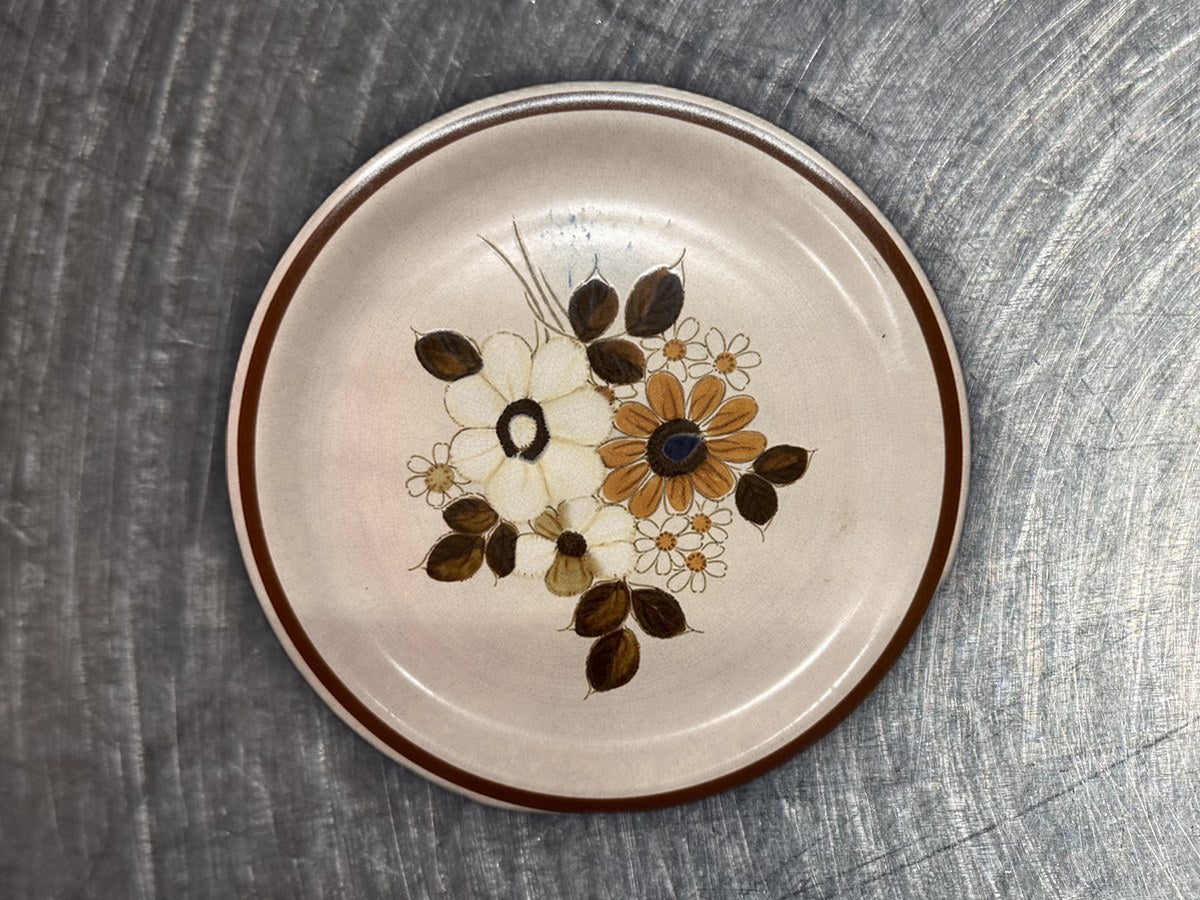 The Woodhaven Collection Pleasant Grove Dish: 51,980 ppm lead by XRF