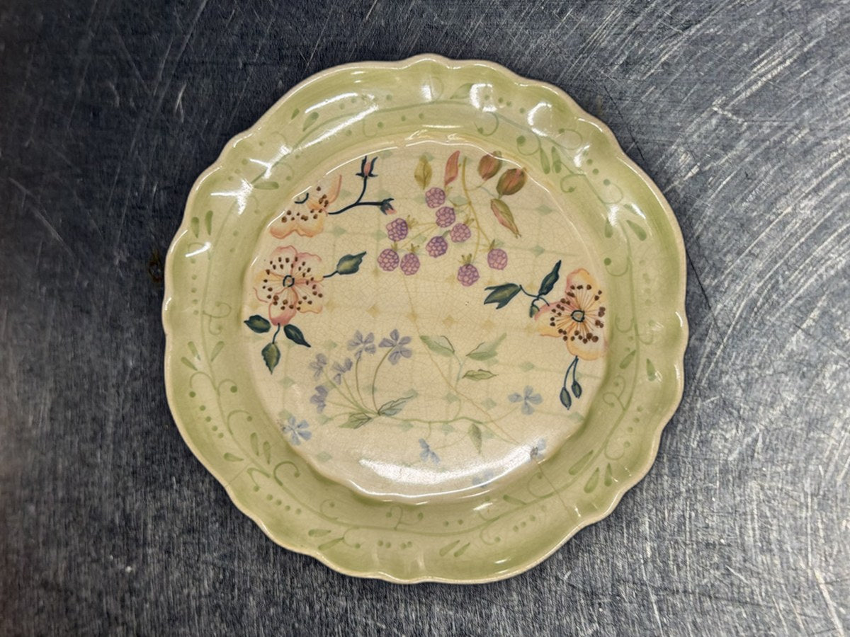 Tracy Porter Evelyn Round Dish: 411 ppm lead by XRF