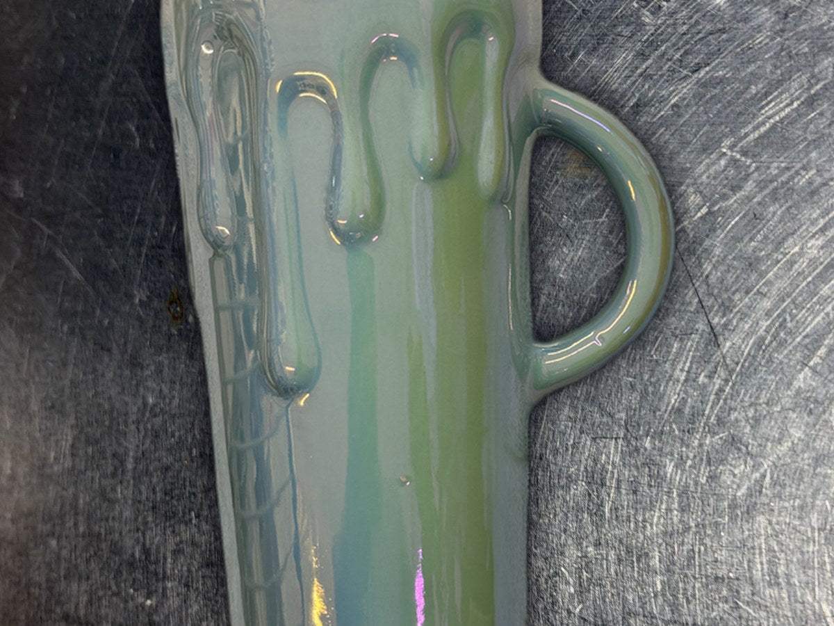 Travel Aqua with Lid Mug: 740 ppm lead by XRF