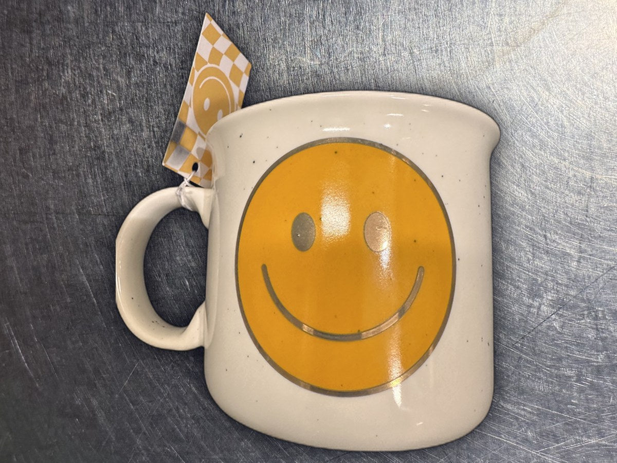 Wandering Moon Yellow Happy Face Mug: 319 ppm lead by XRF