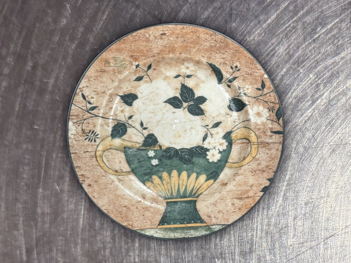 Warren Kimble White Roses Dish: 21,841 ppm lead by XRF