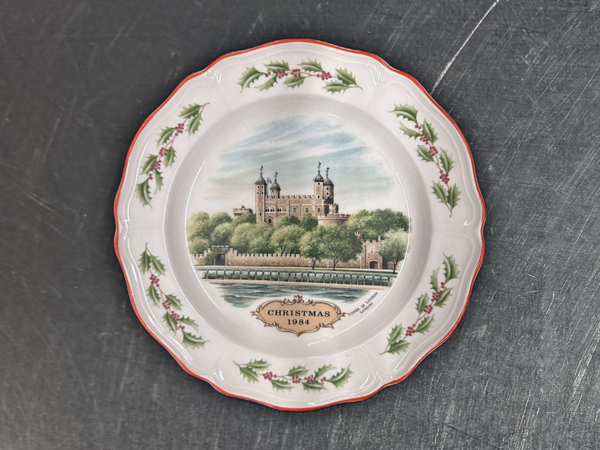 Wedgwood Queens Tower of London Dish: 83,441 ppm lead by XRF