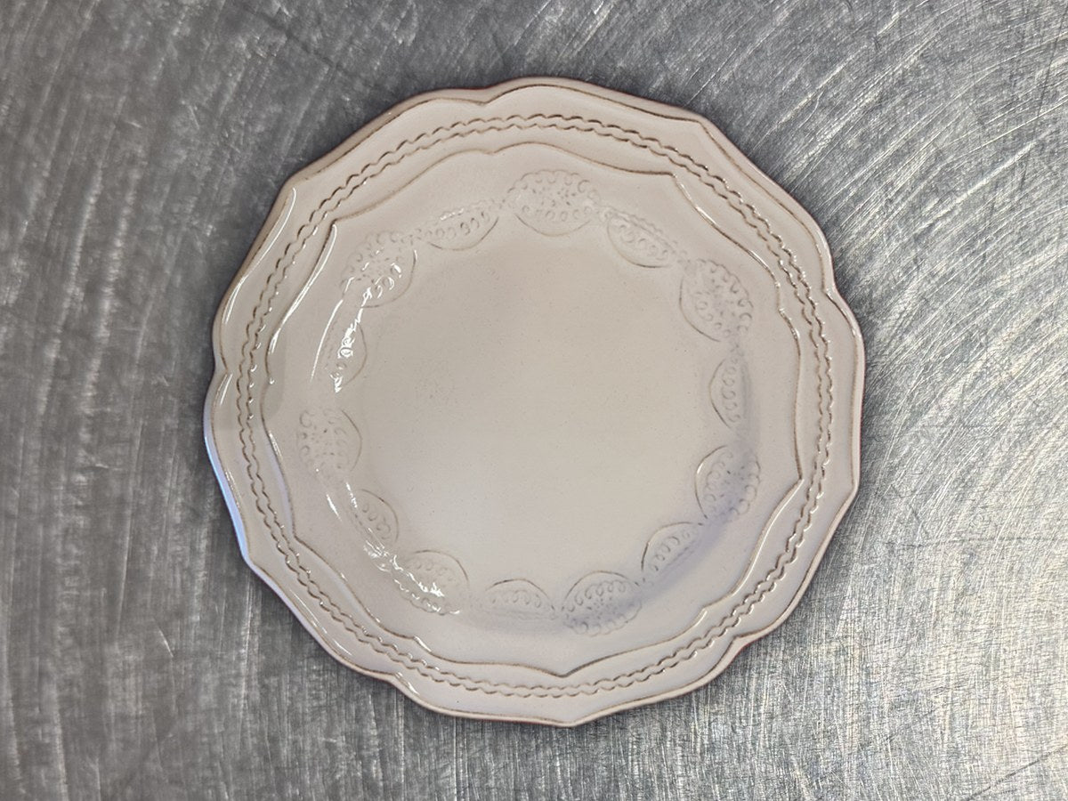 Williams Sonoma Trisha Yearwood Vanilla White Dish: 400 ppm lead by XRF